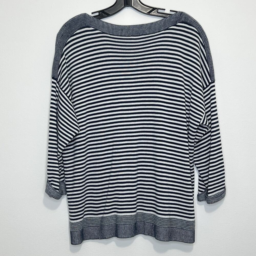 Chico’s Size 2 Women’s Navy White Striped Knit Tunic Sweater 3/4 Sleeve Pockets - Picture 3 of 10